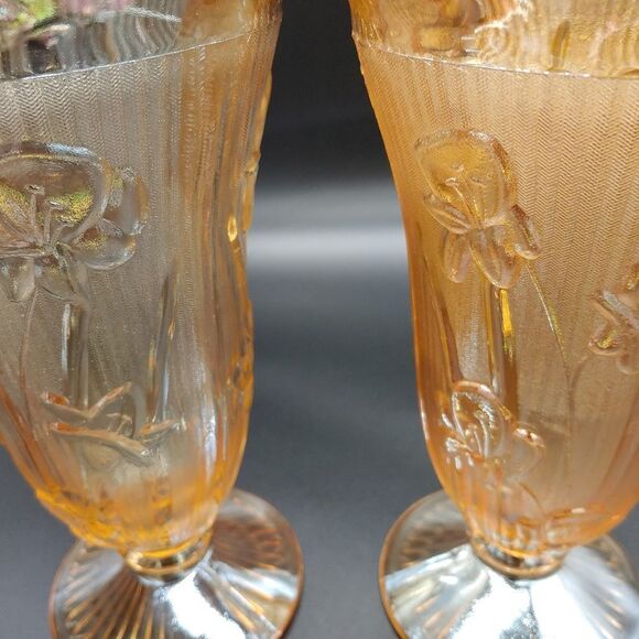 Vintage Pair of Gold Jeanette Glass Vases - Picture 6 of 7
